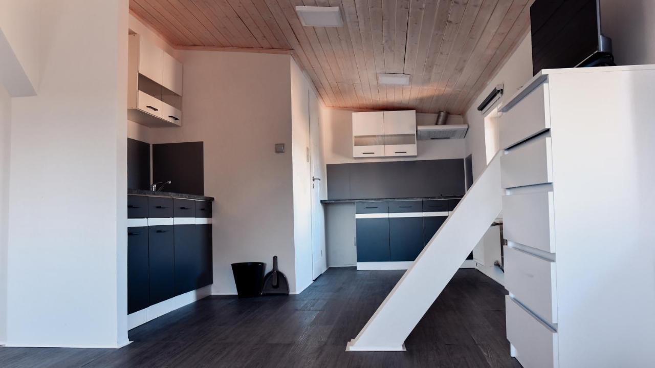 Apartmany Centrum Нови-Бор Экстерьер фото