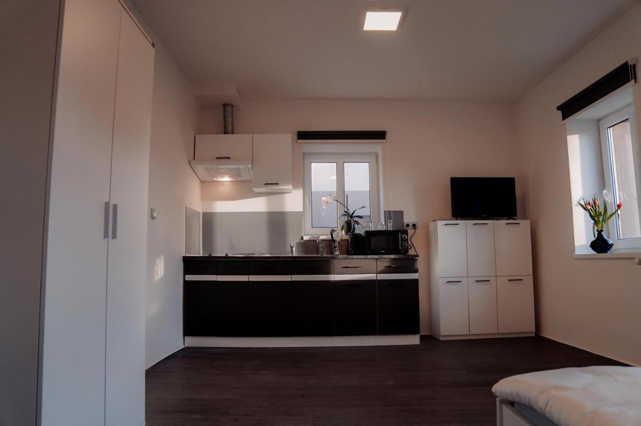 Apartmany Centrum Нови-Бор Экстерьер фото
