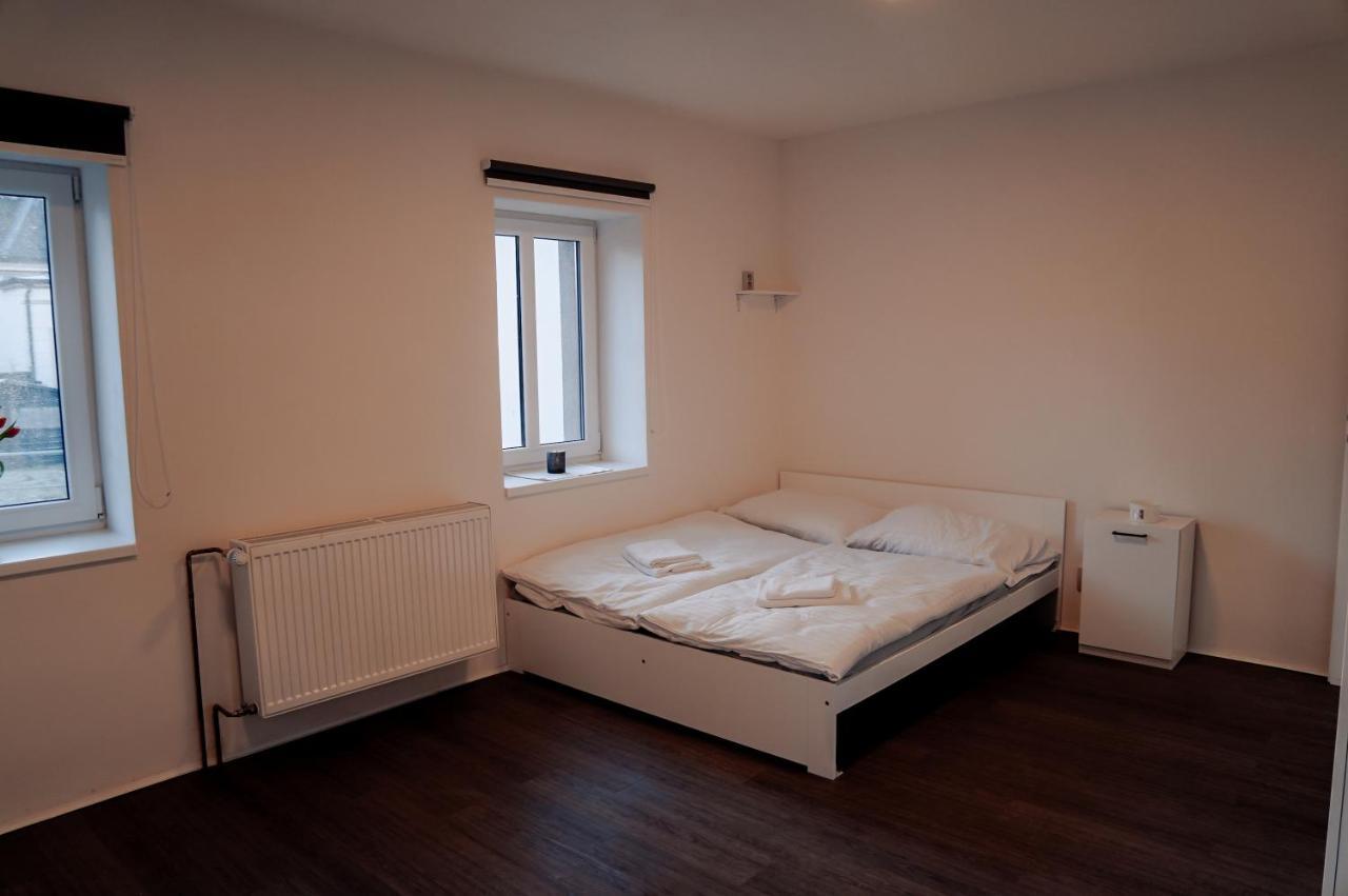 Apartmany Centrum Нови-Бор Экстерьер фото
