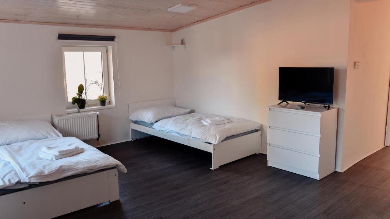 Apartmany Centrum Нови-Бор Экстерьер фото