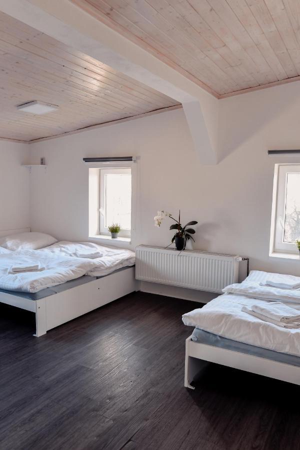 Apartmany Centrum Нови-Бор Экстерьер фото